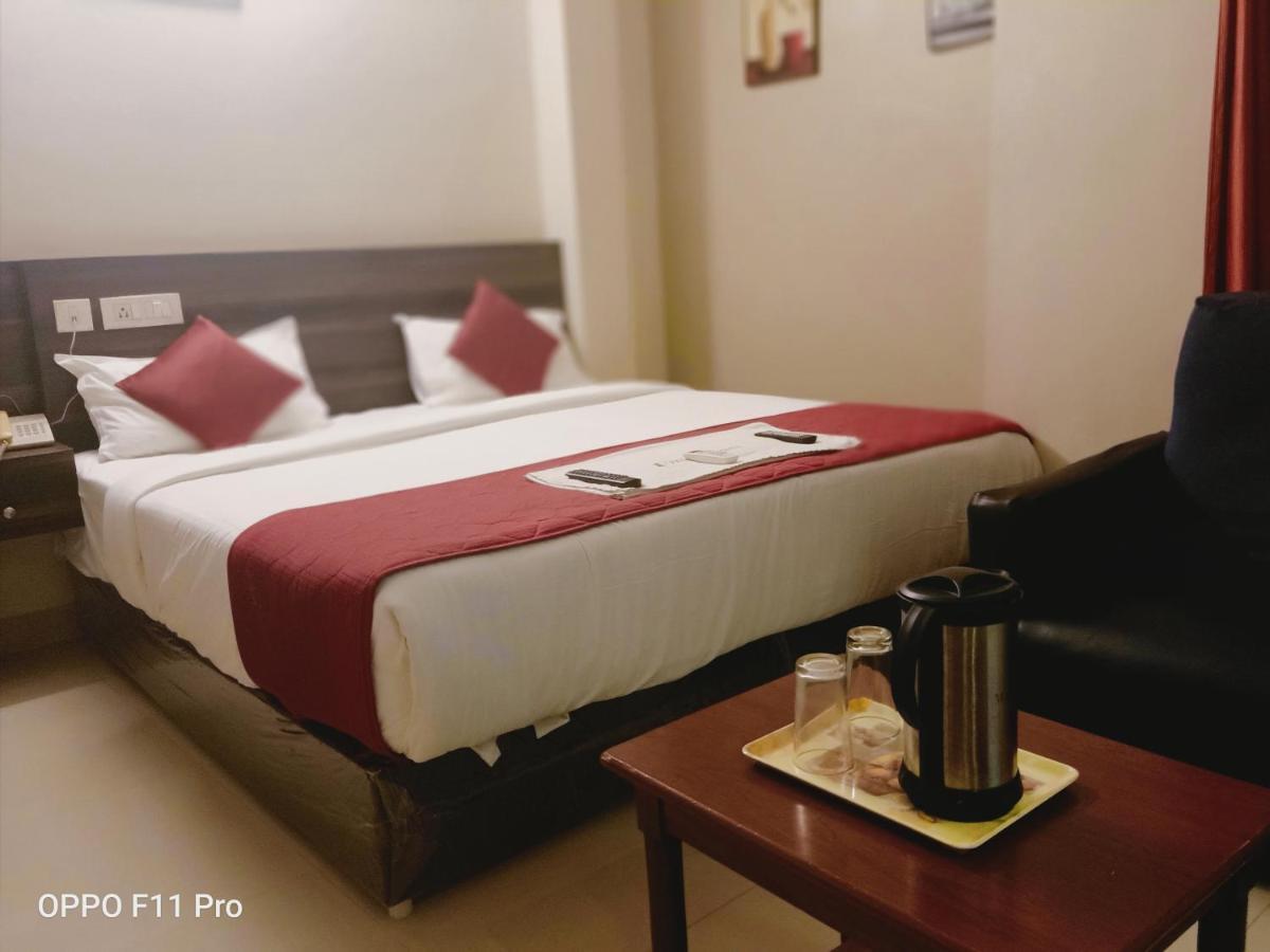 Hotel I-Way Residency Perungudi Chennai Luaran gambar